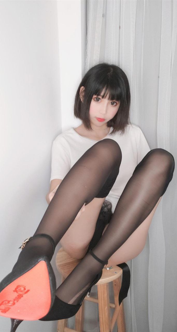亞洲精品久久AV無碼麻小說